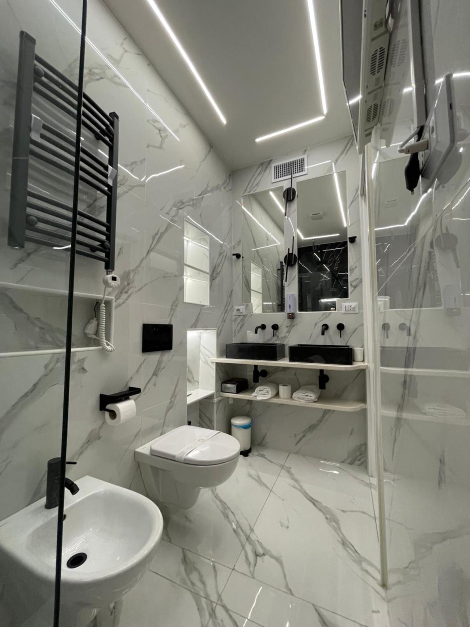 Luxury 5 Al Duomo Di Parma Apartment Exterior foto